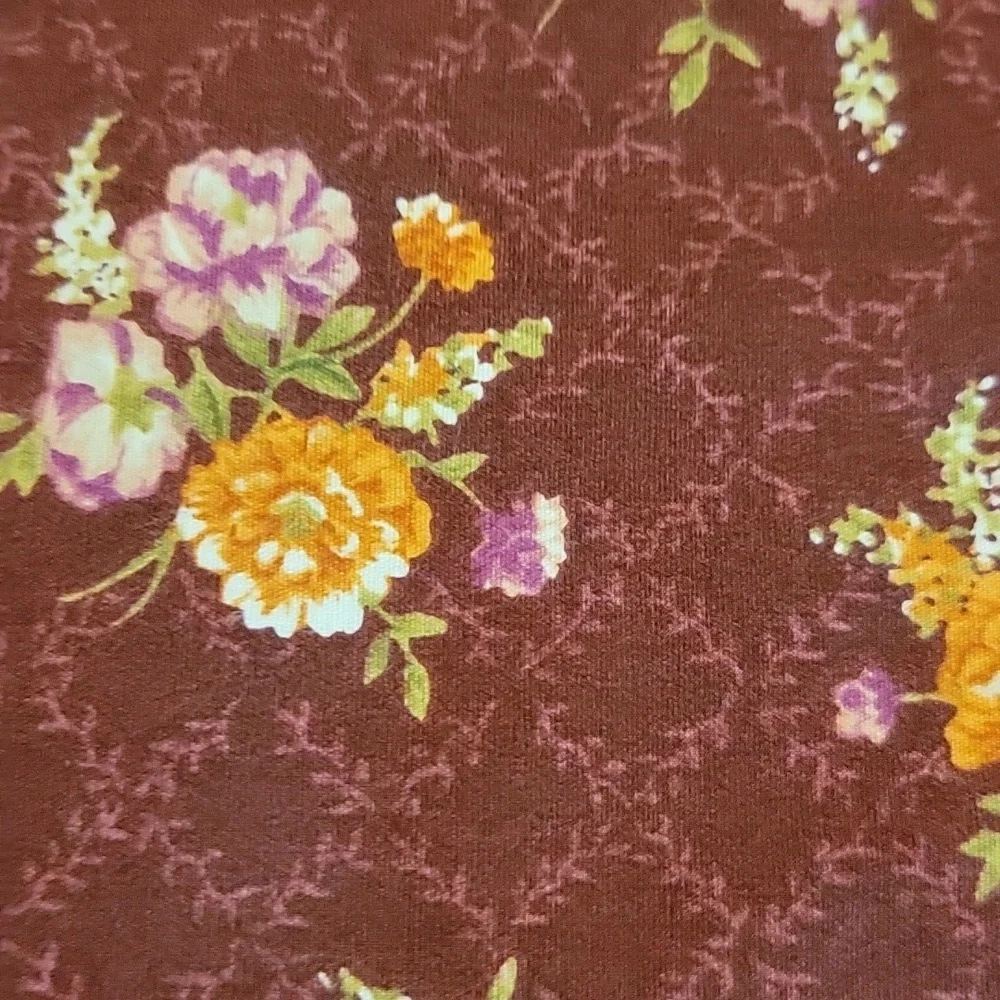 2 pieces beautiful garden floral pattern fabric in orange & maroon~3/4 y…